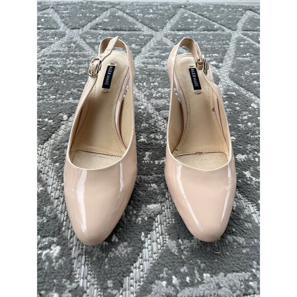 Heels - Picture 2 of 8